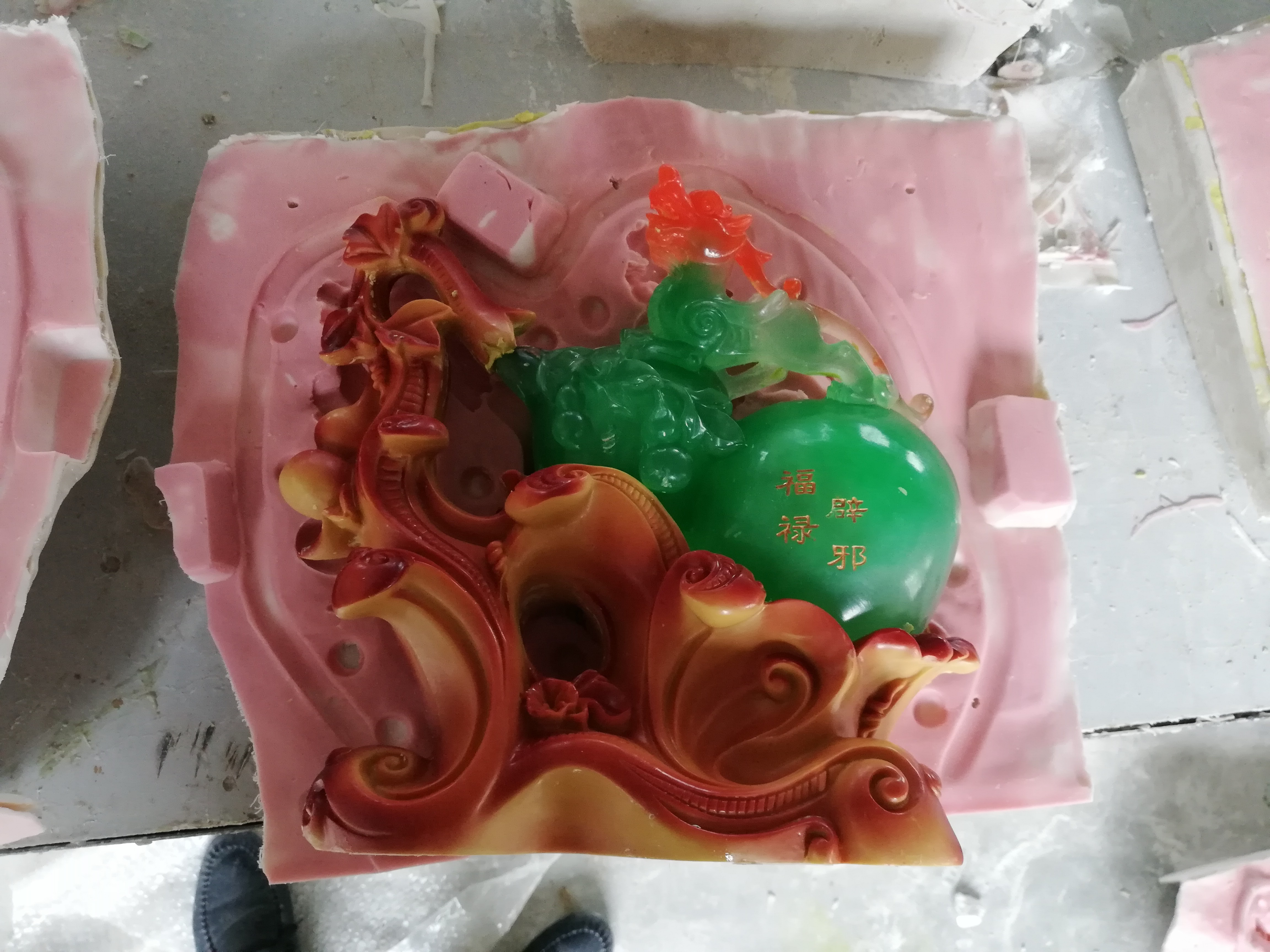 工業(yè)級(jí)模具硅膠不耐高溫怎么辦？